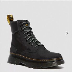 Dr. Martens Tarik boots